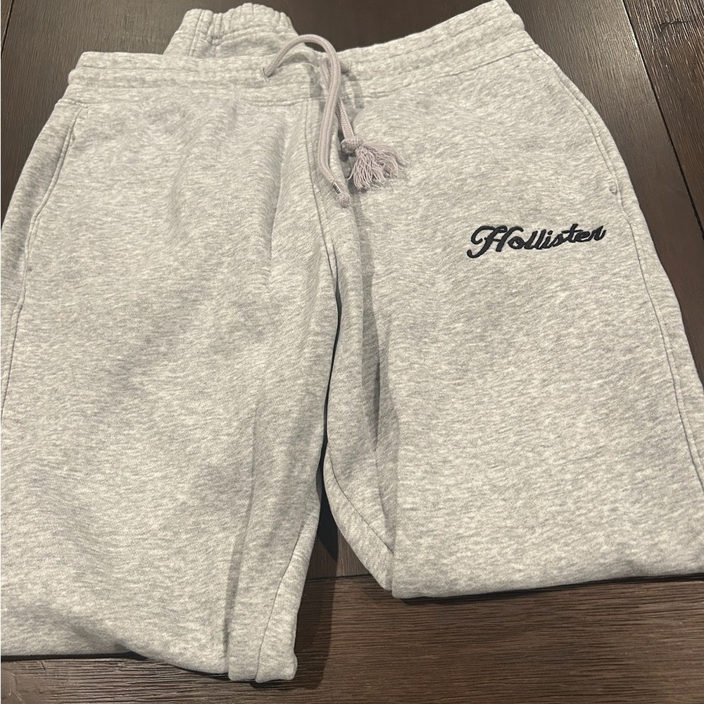 Hollister Men’s Gray Sweatpants